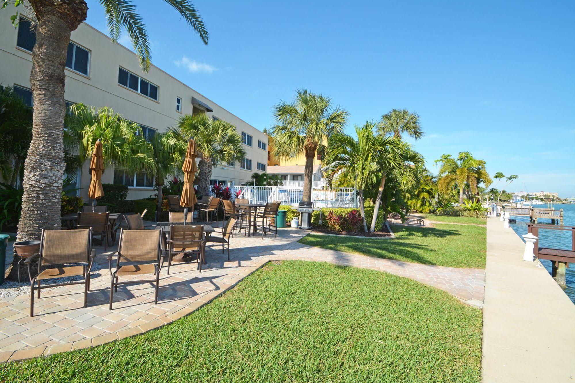 Westwinds Waterfront Resort St. Pete Beach Exterior photo